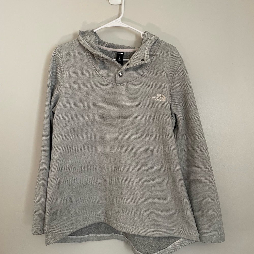 Women’s North Face snap hoodie